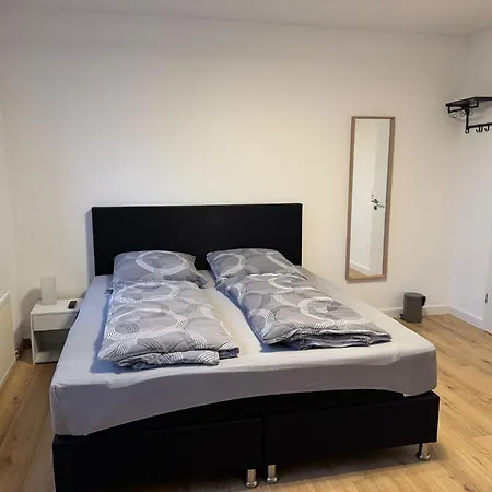 Zum Kanal Guest house