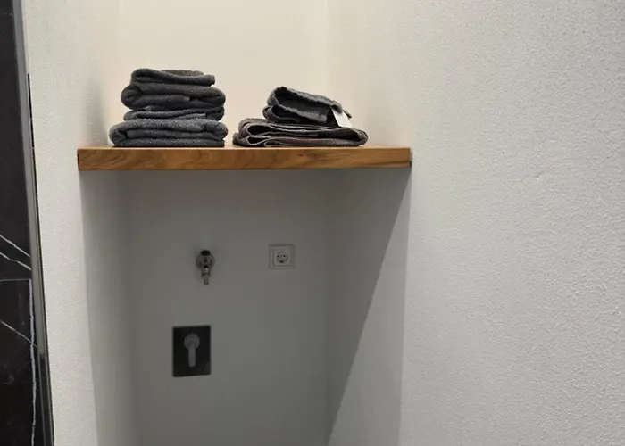 Zum Kanal Burg bei Magdeburg